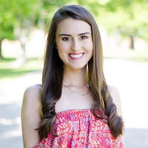 Meet your Posher, Caroline